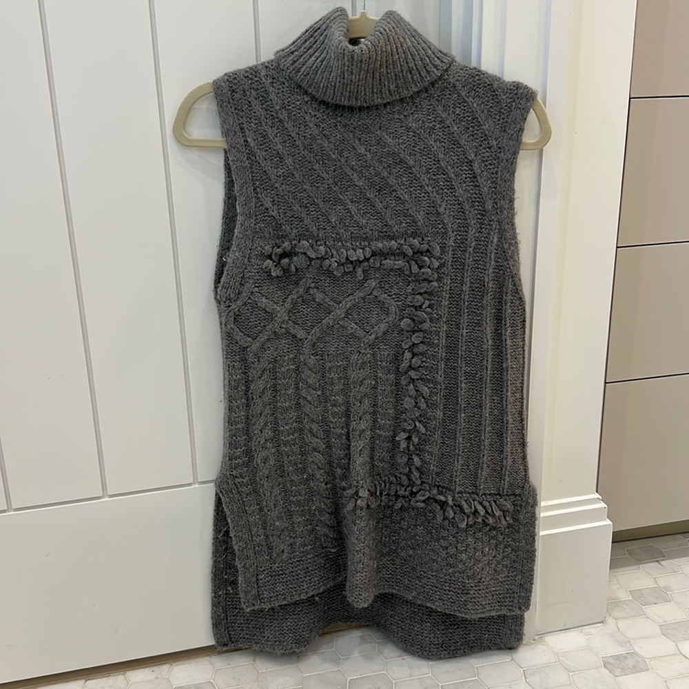 Derek Lam Sleeveless Sweater Vest | Size Small